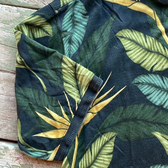 Tommy Bahama Silk & Cotton Blend Hawaiian Birds of Paradise PrintCollared TShirt - Picture 2 of 4